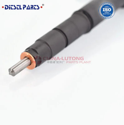 Common Rail Fuel Injector 0 445 110 141   for  Nissan Vauxhall 2.5