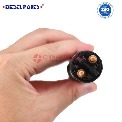 Diesel Common Rail Fuel Injector 0 445 120 257 for Ford Cargo 6332E VW 31-390