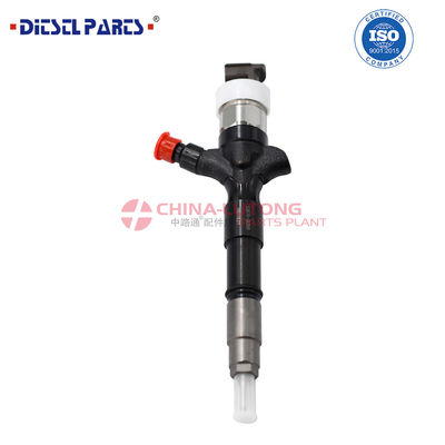 Diesel Common Rail Fuel Injector 23670-30400   for Toyota Hilux 2KD-FTV Engine parts