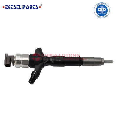Diesel Common Rail Fuel Injector 23670-30400   for Toyota Hilux 2KD-FTV Engine parts