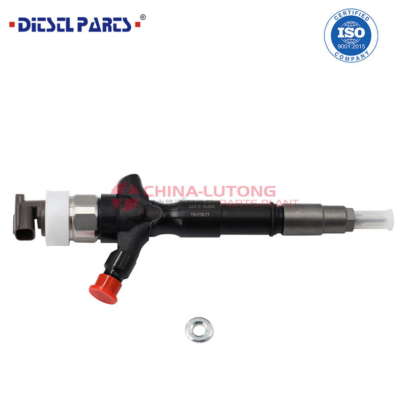 Diesel Common Rail Fuel Injector 23670-30400   for Toyota Hilux 2KD-FTV Engine parts